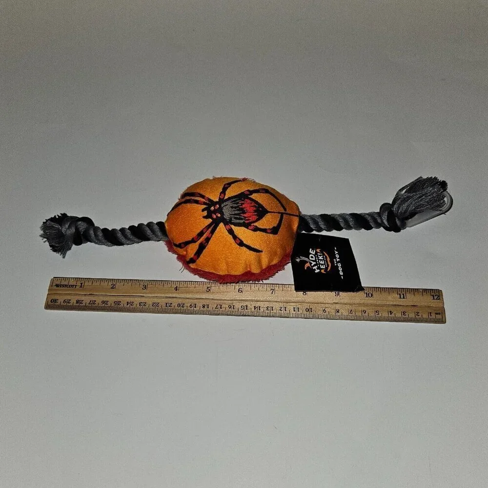 NEW Halloween Dog Toy Spider Plush With Rope Squeaker Dog Toy Hyde & Eek